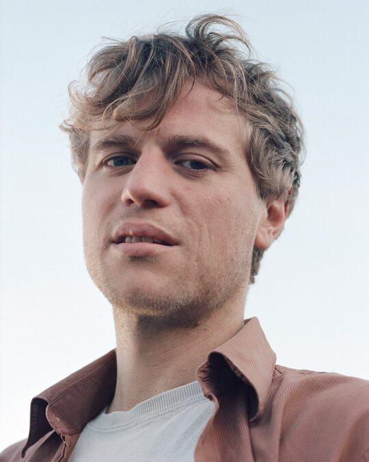 British actor Johnny Flynn has joined the cast of HBO's Harry Potter series as Lucius Malfoy.